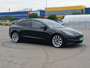 Tesla Model 3 2019