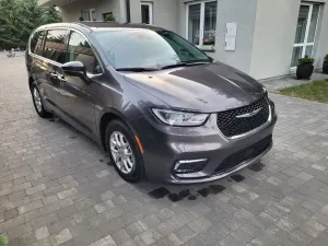 Chrysler Pacifica 2023