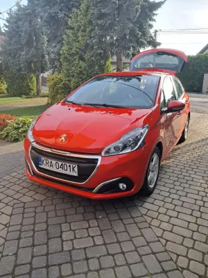 Peugeot 208 I 1.2 VTi Allure 2015