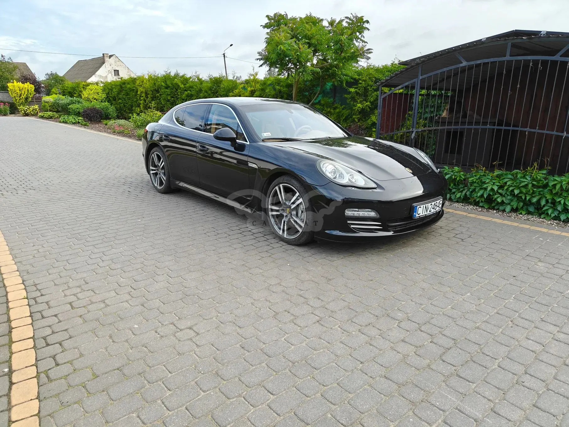 Porsche Panamera 4S 2010