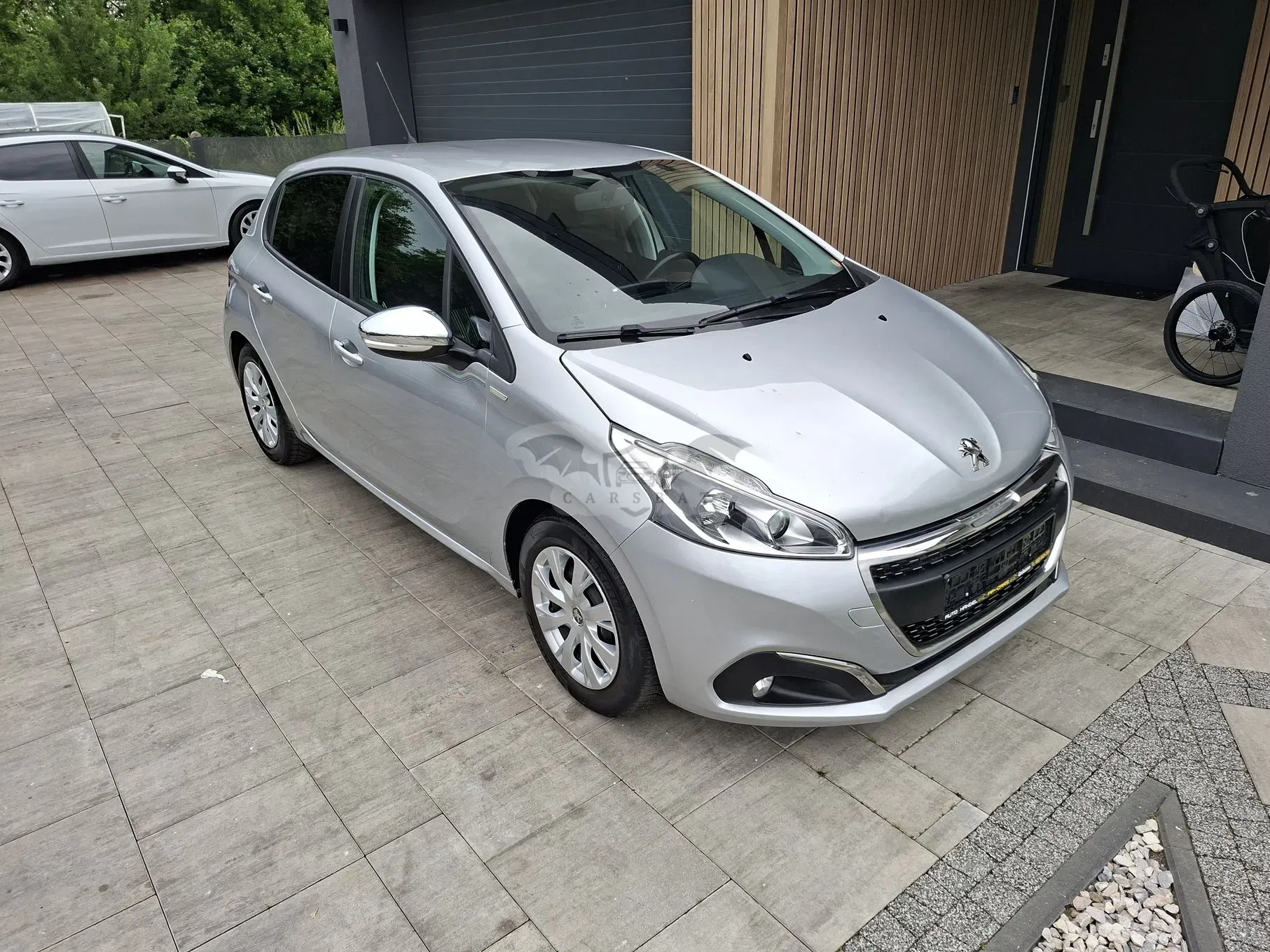 Peugeot 208 I 2015