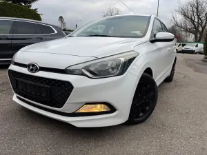 Hyundai i20 II 1.1 CRDi YES Silver 2016