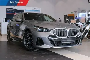 BMW 5 Series G60 520d xDrive mHEV 2023