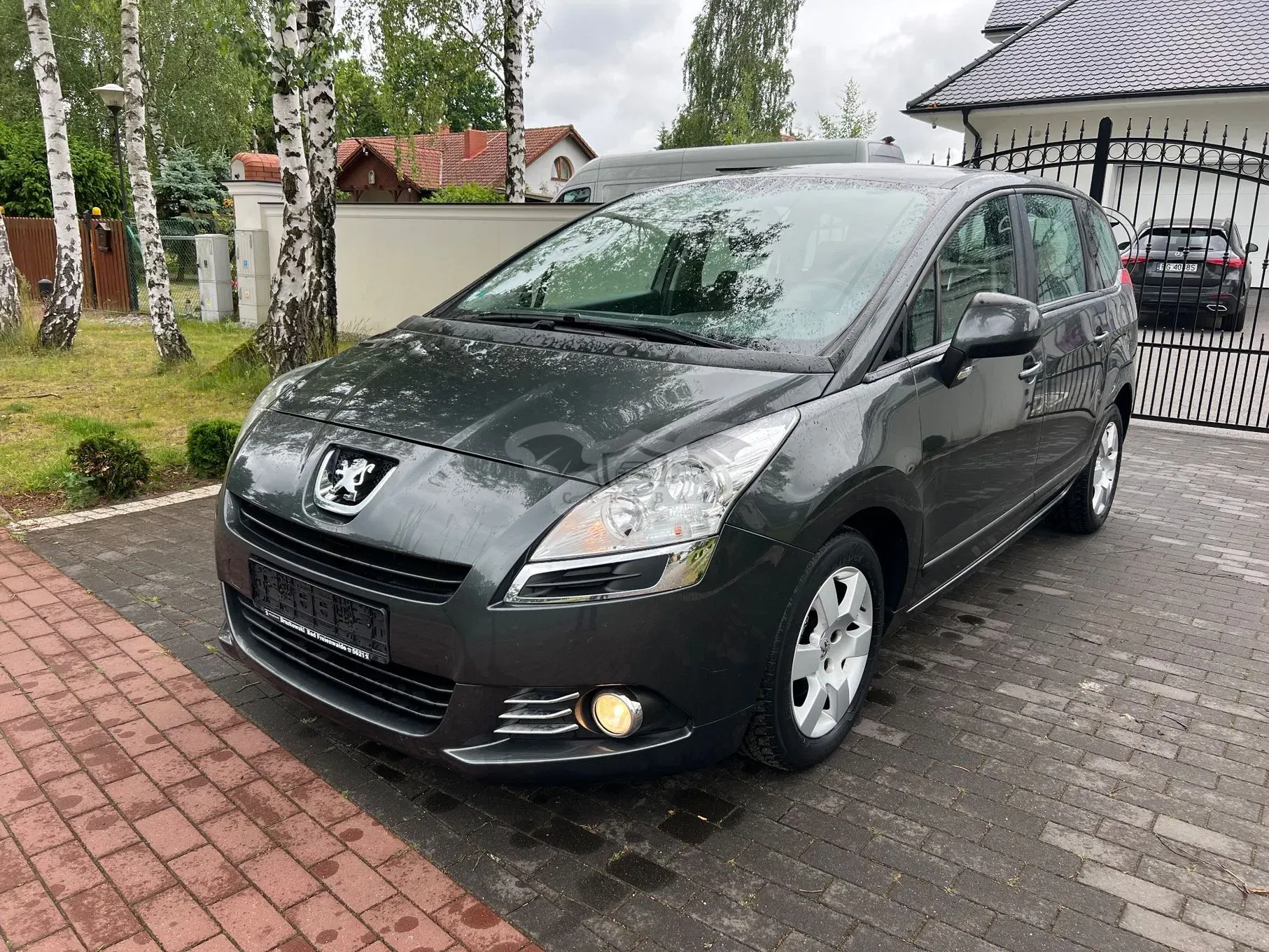 Peugeot 5008 I 120 VTi Tendance 2011