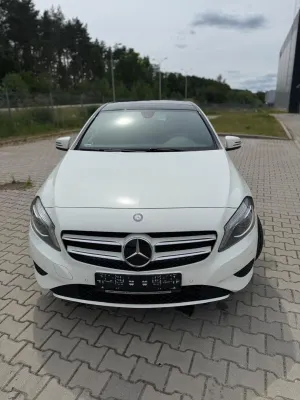 Mercedes-Benz A W176 180 d BlueEFFICIENCY Edition Style 2015