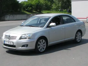 Toyota Avensis II 2.0 D-4D Sol 2008