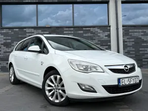 Opel Astra J 1.4 150 Jahre 2012