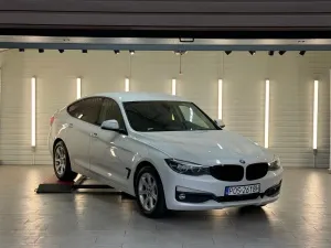 BMW 3 Series F34 318d 2017