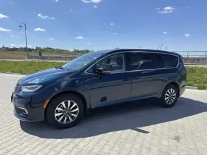 Chrysler Pacifica 2023