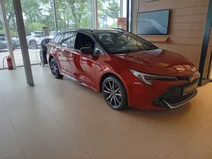 Toyota Corolla Seria E21 1.8 Hybrid GR Sport Dynamic 2026