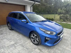 Kia Ceed III 1.5 T-GDI MHEV L Business Line DCT 2021