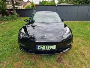 Tesla Model 3 Langstreckenbatterie Allradantrieb Dual Motor Performance 2022