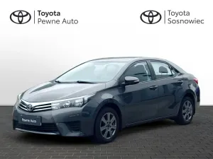 Toyota Corolla Seria E16 2015