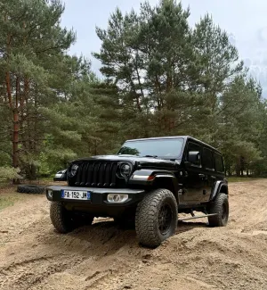 Jeep Wrangler IV 2.2 CRDi Hardtop AWD Automatik Sahara 2018