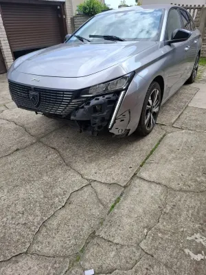 Peugeot 308 P5 1.5 BlueHDi Active S&S EAT8 2023