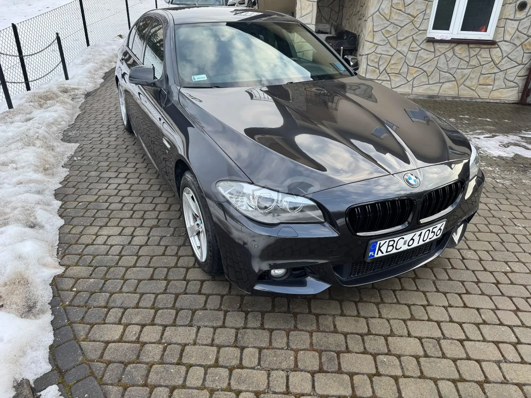 BMW 5 Series F10/F11 528i xDrive 2012
