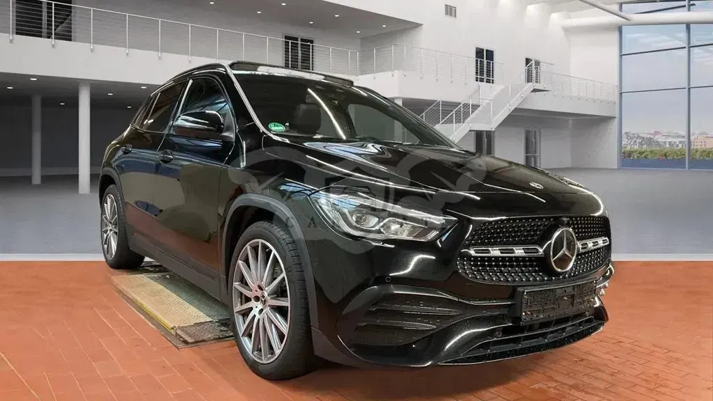 Mercedes-Benz GLA 200 4-Matic AMG Line 2020