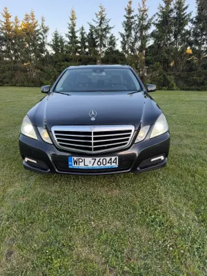 Mercedes-Benz E W212/W207 220 CDI DPF BlueEFFICIENCY Automatik Avantgarde 2009