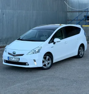 Toyota Prius 1.8 HSD Sol 2012