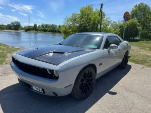 Dodge Challenger 5.7 R/T 2020