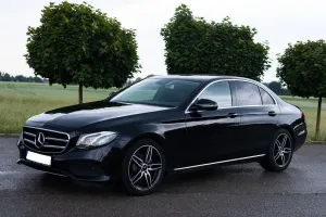 Mercedes-Benz E W213 220 d Business Edition 9G-TRONIC 2017