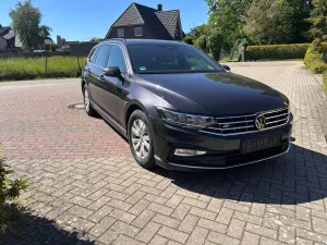 Volkswagen Passat B8 2.0 TDI Business DSG 2021