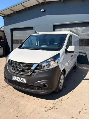Nissan NV300 2021