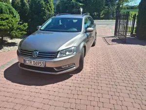 Volkswagen Passat B7 2.0 TDI Comfortline 2014