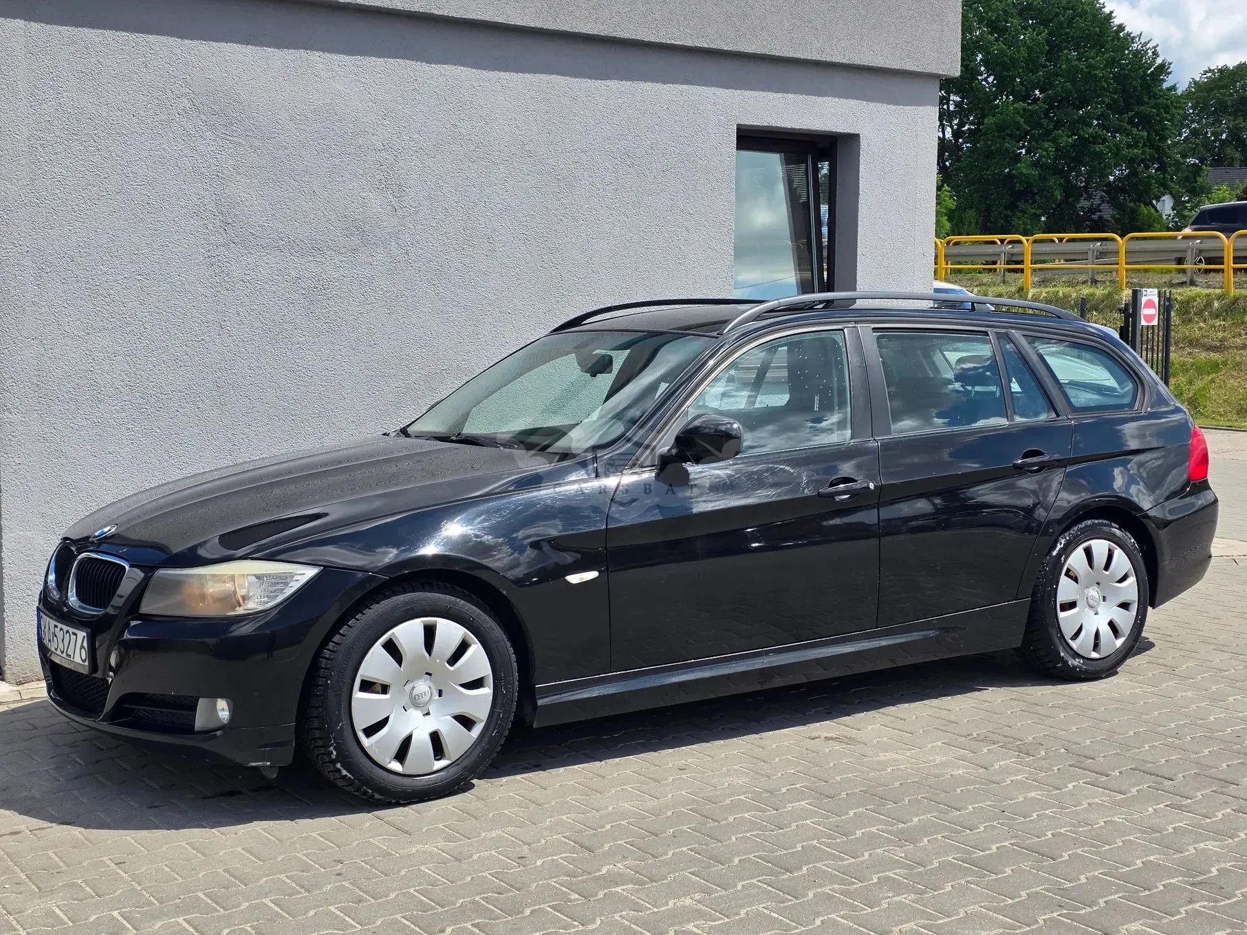 BMW 3 Series E90/E91/E92/E93 318d 2008