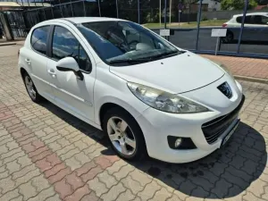 Peugeot 207 2009