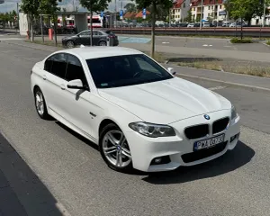 BMW 5 Series F10/F11 520d xDrive 2013