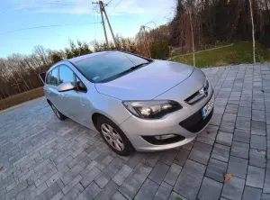 Opel Astra J 1.7 CDTI 2014
