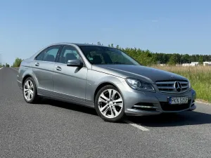 Mercedes-Benz C W204 180 CGI BlueEff Classic 2011