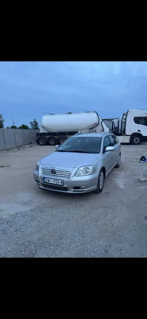 Toyota Avensis II 1.8 VVT-i Terra Plus 2004