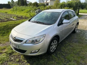Opel Astra J 1.4 2011