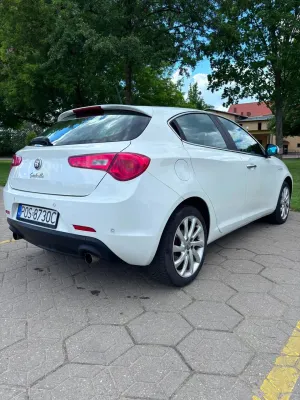 Alfa Romeo Giulietta 2.0 JTDM 16V 2011