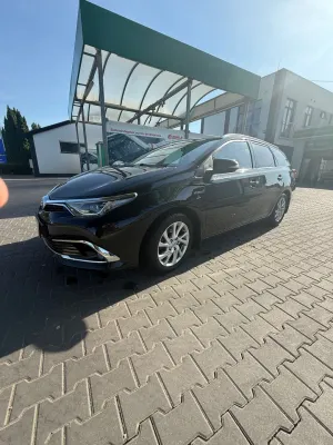 Toyota Auris II Hybrid 135 Prestige 2017