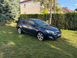 Opel Astra J 1.4 ecoFLEX 2011