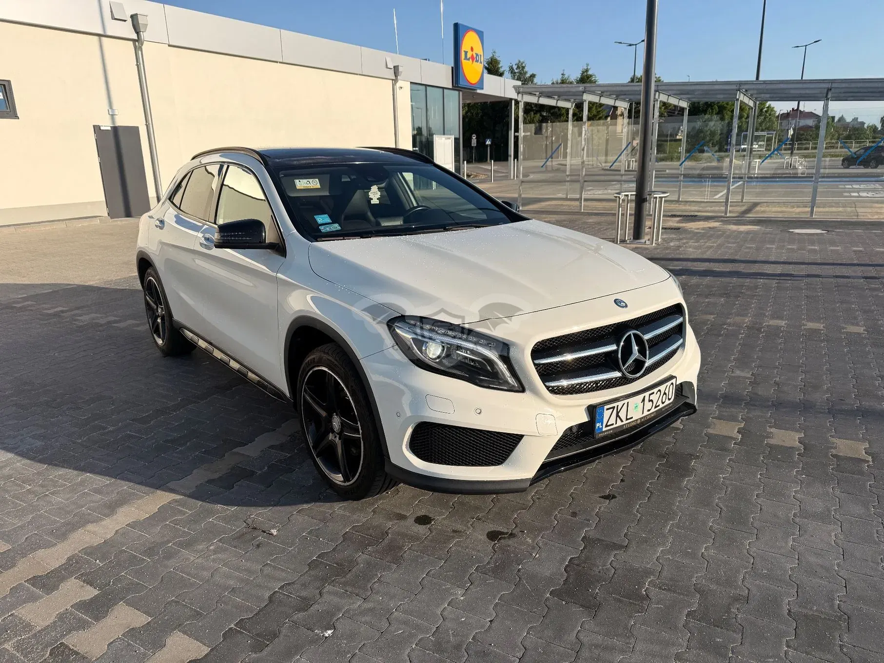 Mercedes-Benz GLA 250 4-Matic 2015