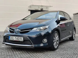 Toyota Auris II 1.8 HSD Luna 2013