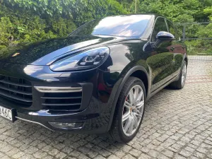 Porsche Cayenne II Turbo 2016