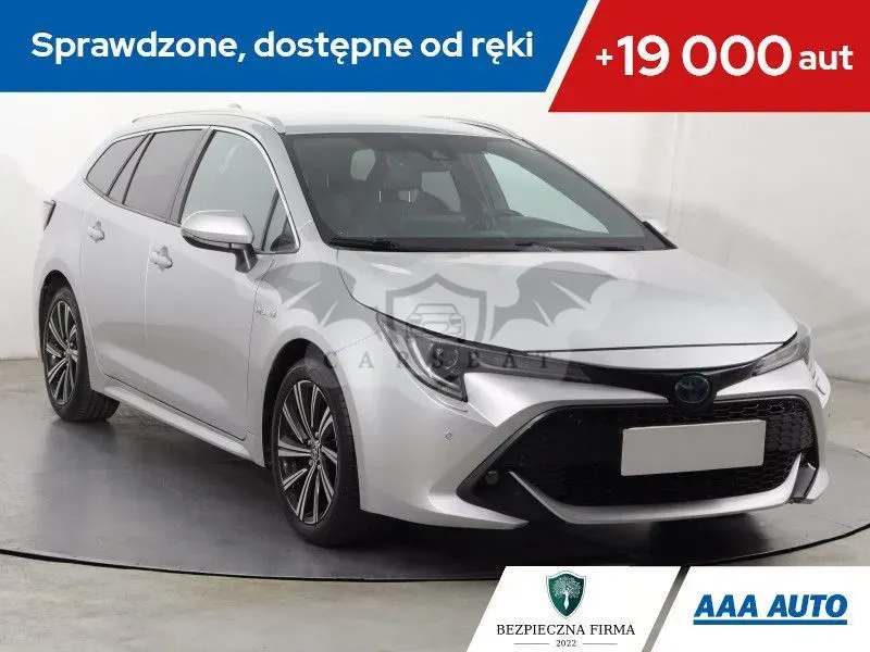 Toyota Corolla Seria E16 2021