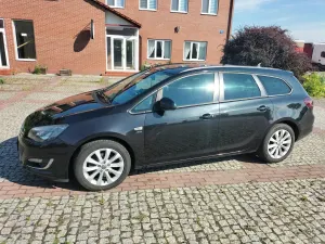 Opel Astra J 1.7 CDTI DPF Active 2013