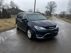 Chrysler Pacifica 2017