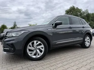 Volkswagen Tiguan II (2016-2024) 2.0 TDI SCR (BlueMotion Technology) DSG Comfortline 2021
