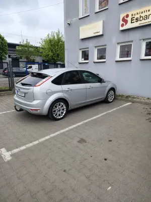 Ford Focus Mk2 1.8 Sport 2009