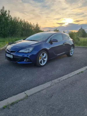 Opel Astra J 1.6 T SIDI Sport S&S 2014