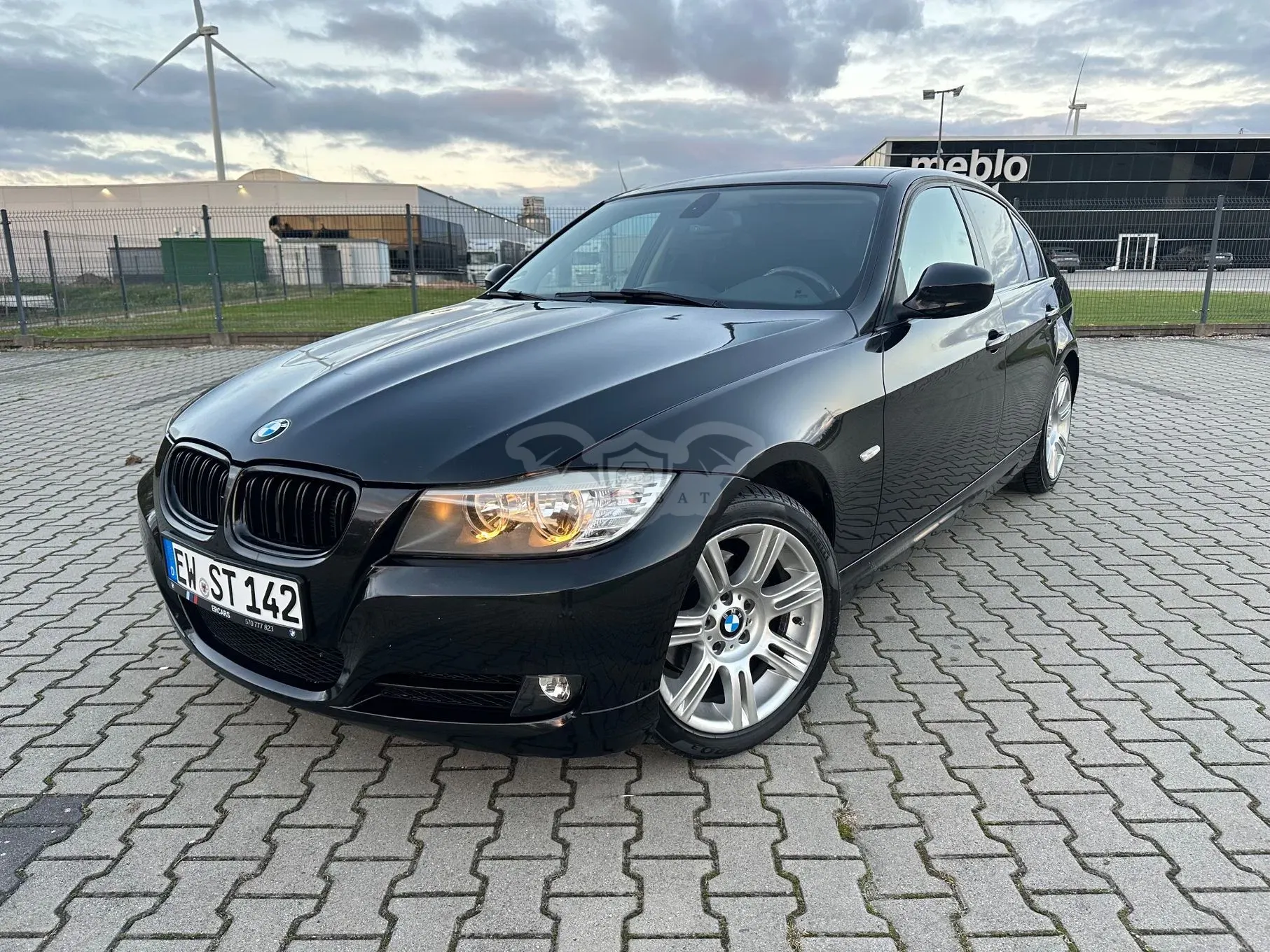 BMW 3 Series E90/E91/E92/E93 320i Edition Exclusive 2010
