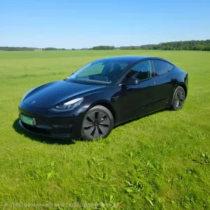 Tesla Model 3 Long Range RWD 2025