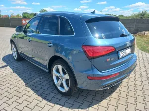 Audi Q5 8R 2016